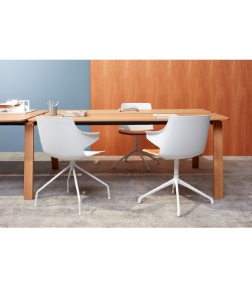 Silla de pata araña ANGIE