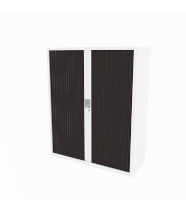 Armário metálico médio, com portas de persiana