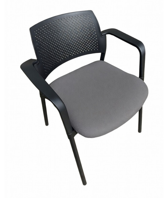 Silla de polipropileno, tapizada, KYOS CON  BRAZOS. Mejor calidad y precio