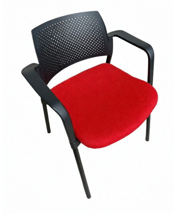 Silla de polipropileno, tapizada, KYROS CON  BRAZOS. Mejor calidad y precio