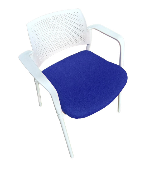 Silla de polipropileno, tapizada, KYOS CON  BRAZOS. Mejor calidad y precio