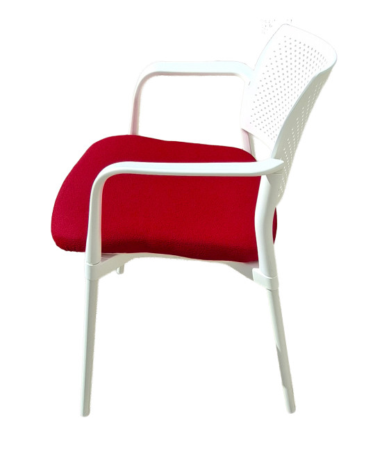 Silla de polipropileno, tapizada, KYROS CON  BRAZOS. Mejor calidad y precio