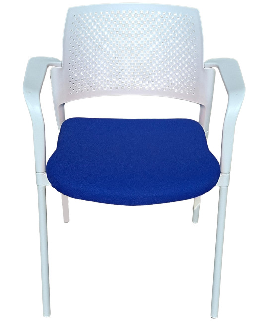 Silla de polipropileno, tapizada, KYOS CON  BRAZOS. Mejor calidad y precio
