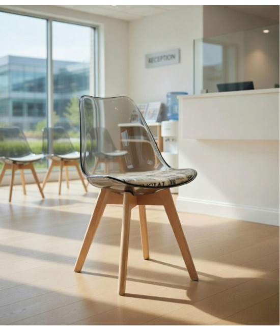 Silla de estilo nórdico. Silla fija. Silla blanca. Silla transparente.