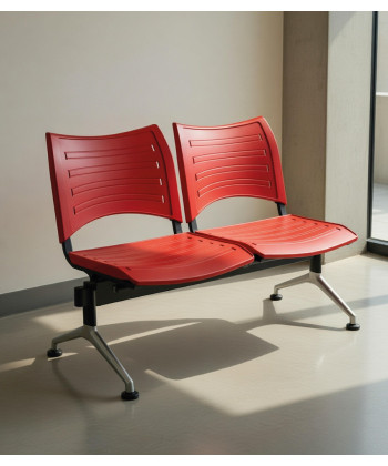 【Bancada con asiento y respaldo en polipropileno BANCADA POLI-2】