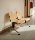 【Bancada con asiento y respaldo en polipropileno BANCADA MADERA-2】