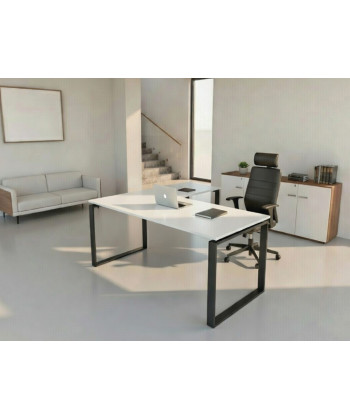 Mesa de escritório OFIPLUS MODERN COM ASA com elevada resistência aos riscos. Melhor qualidade e preço